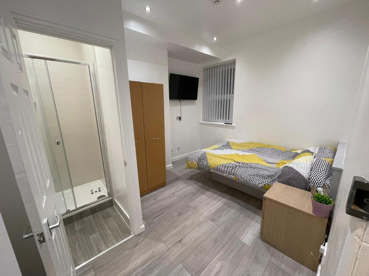 Selection Of Stylish Apartments Within Walking Distance Of Cardiff City Centre エクステリア 写真